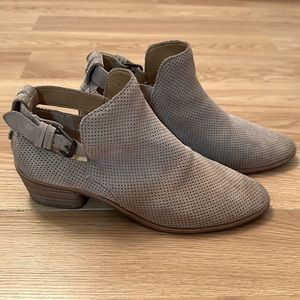 Dolce Vita Kara Ankle Boots
